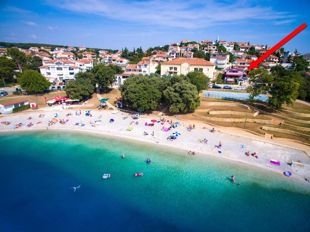 Holiday Apartment 50M From The Beach Pjescana Uvala Zewnętrze zdjęcie